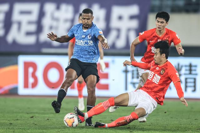 杜伦拒绝2亿合约，选择960万的决定令人困惑